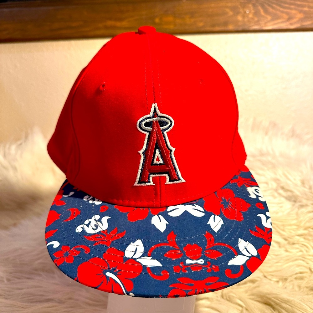 NWOT A’s special edition Chevron tropical baseball cap.